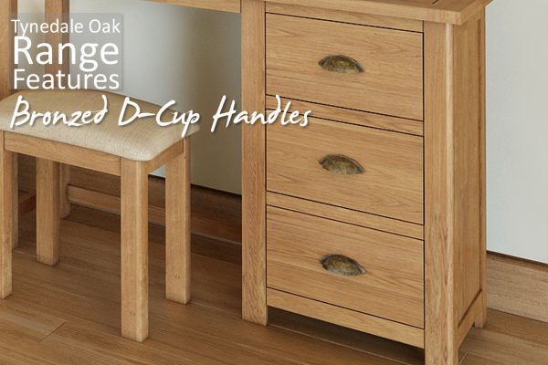 Tynedale Oak Triple Wardrobe | Wax Finish
