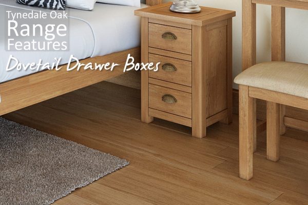 Tynedale Oak Small Console Table | Wax Finish