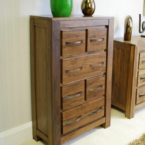 Kingston Walnut DVD / CD Storage Chest