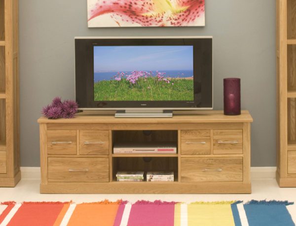 North Bay Oak Widescreen TV Cabinet | Fully Assembled