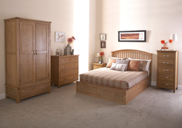 Reus Wooden King Size Ottoman Bed | Oak