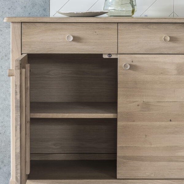 Lythe 3 Door 3 Drawer Sideboard | Oak
