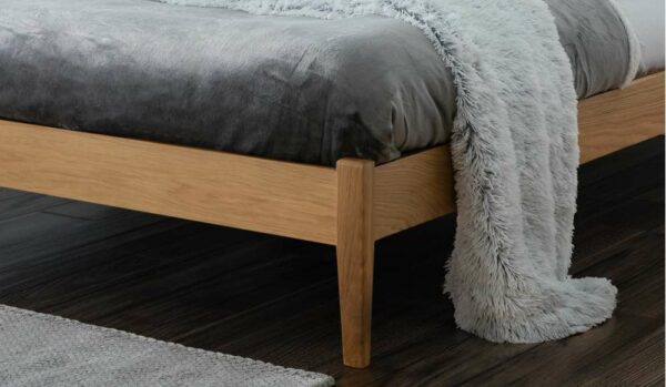 Edenderry King Bed | Oak