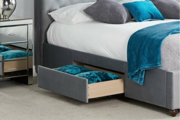 Westhil King Bed | Grey